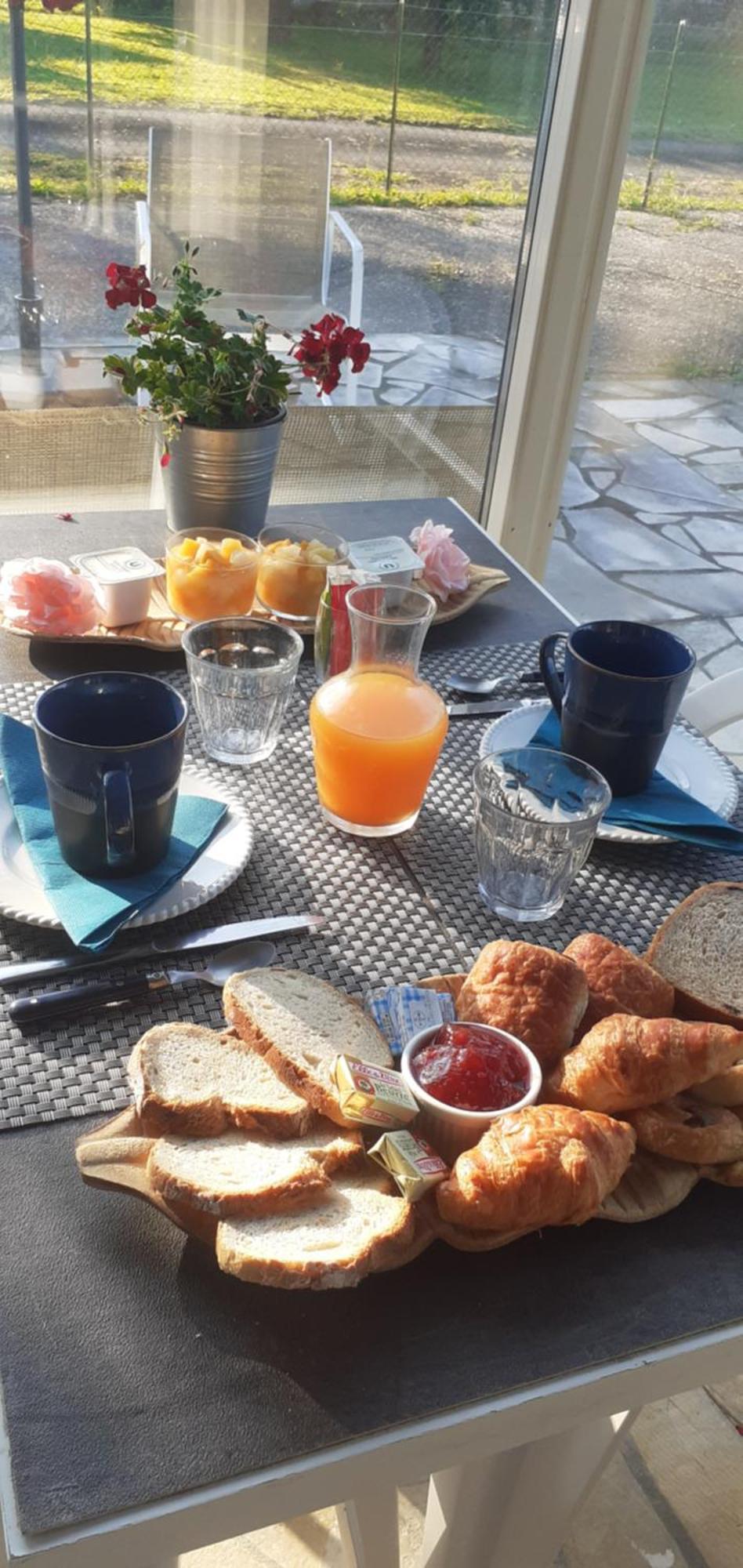 Arts & Passion Bed and Breakfast Mirambeau  Εξωτερικό φωτογραφία