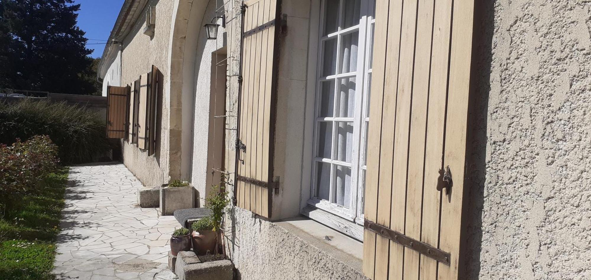 Arts & Passion Bed and Breakfast Mirambeau  Εξωτερικό φωτογραφία